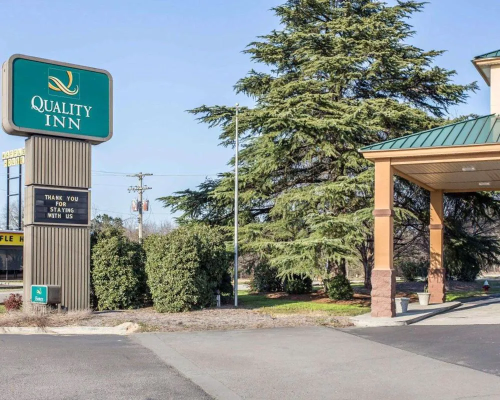 Quality Inn Aiken North hotel hero