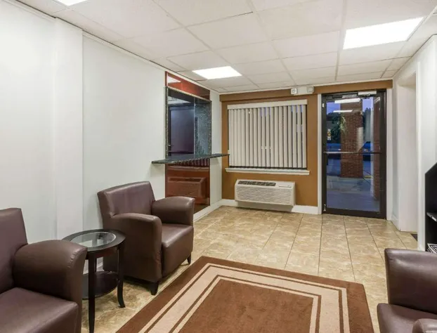 Super 8 by Wyndham Chattanooga Ooltewah hotel detail image 3