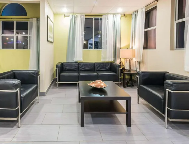 Quality Inn & Suites Fort Worth North - Haltom City hotel detail image 1