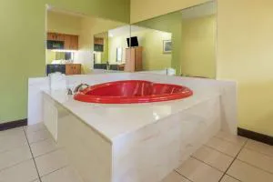 Microtel Inn & Suites by Wyndham Ft. Worth North/At Fossil hotel detail image 4