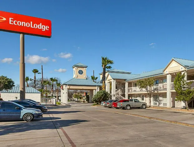 Econo Lodge San Antonio South hotel detail image 1