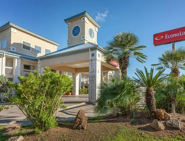 Econo Lodge San Antonio South hotel detail image 2