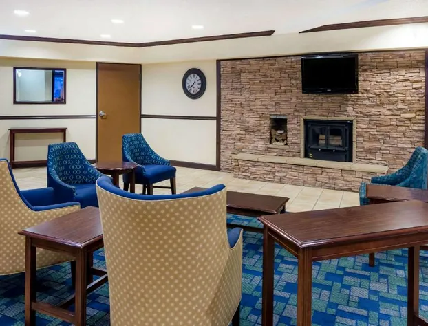 Days Inn & Suites by Wyndham Bridgeport - Clarksburg hotel detail image 3