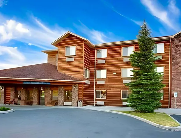 Pinedale Hotel & Suites hotel detail image 3