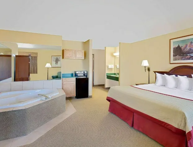 Pinedale Hotel & Suites hotel detail image 4