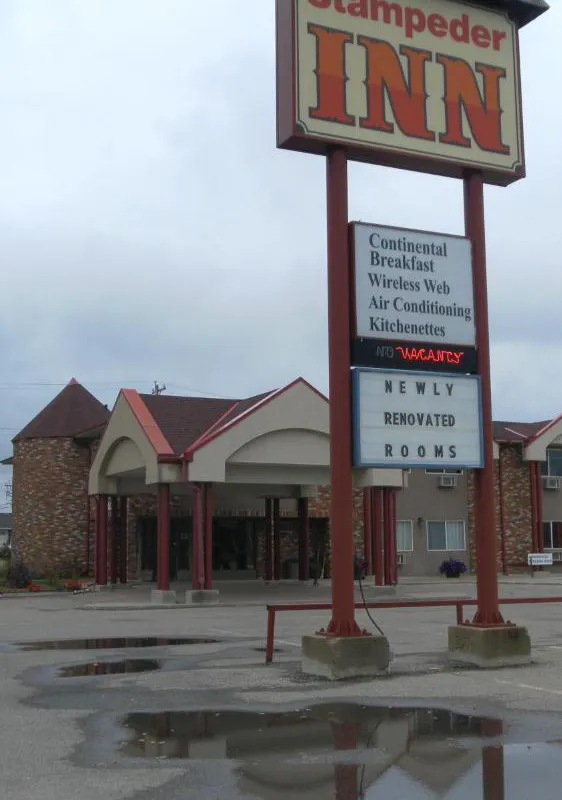 Stampeder Inn hotel hero