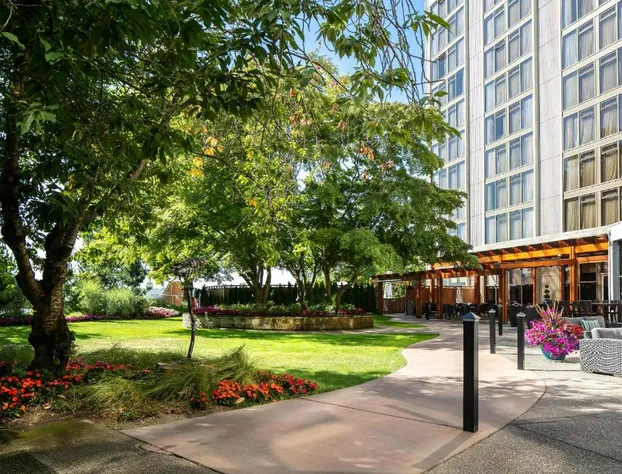 Radisson Blu Vancouver Airport Hotel & Marina hotel detail image 3