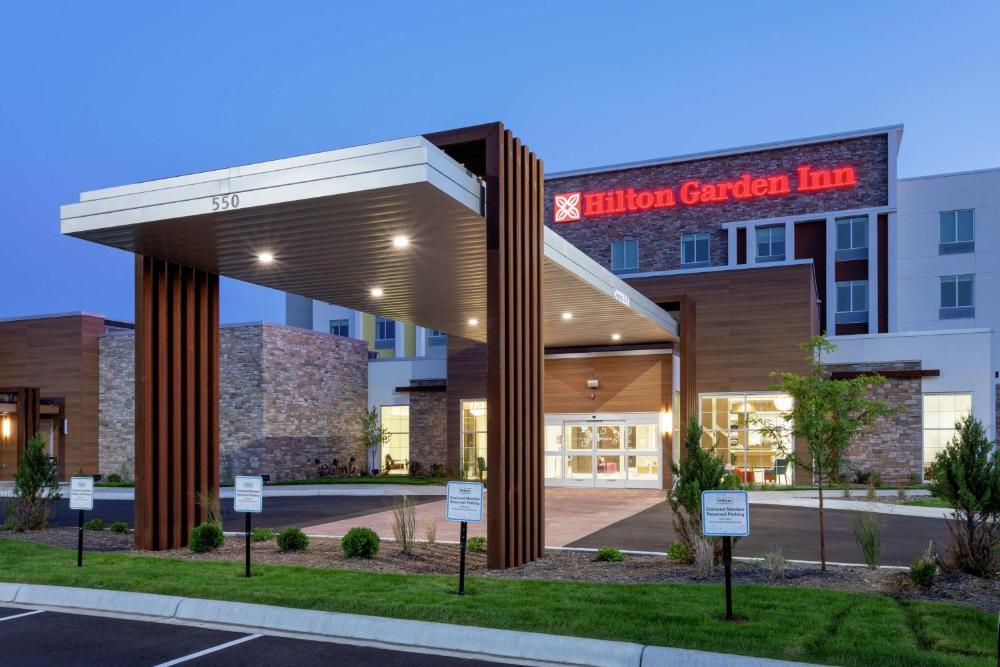 Hilton Garden Inn St. Cloud hotel hero
