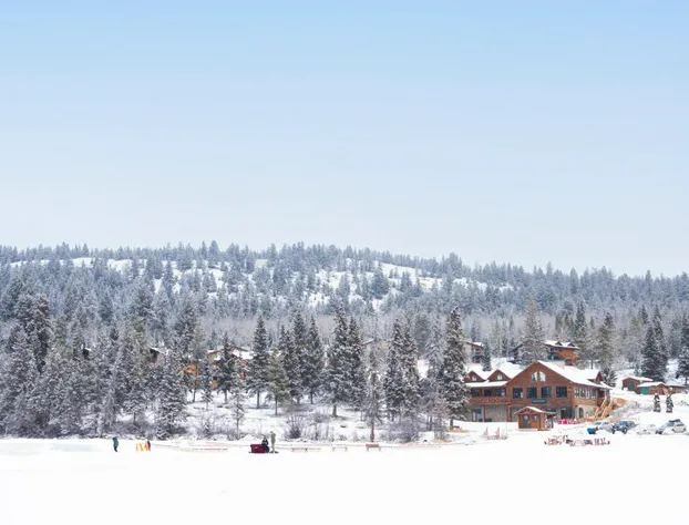 Pyramid Lake Lodge hotel detail image 4