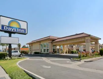 Signature Anaheim Maingate hotel detail image 2