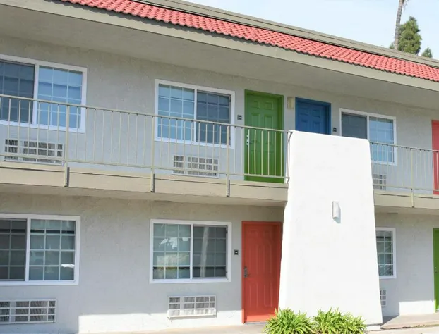 Signature Anaheim Maingate hotel detail image 4