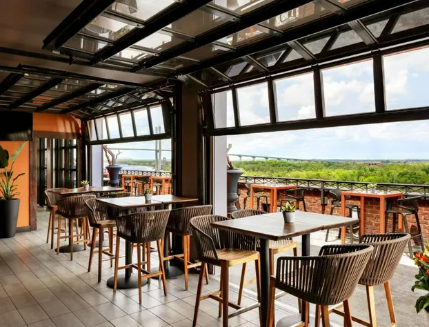 The Bohemian Hotel Savannah Riverfront, Autograph Collection hotel detail image 2