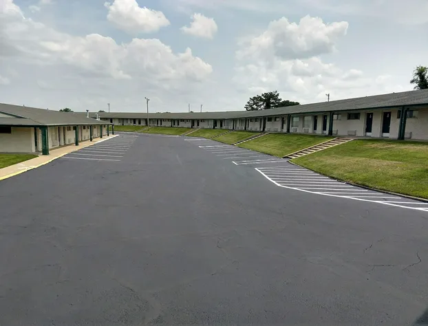 Topeka Plaza Inn hotel detail image 1