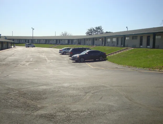 Topeka Plaza Inn hotel detail image 3