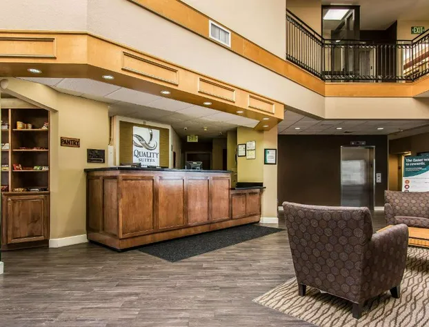 Quality Suites New Iberia hotel detail image 2