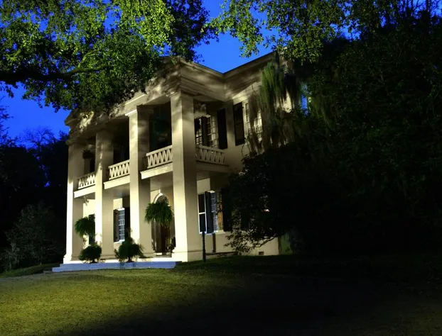 Monmouth Historic Inns and Gardens hotel detail image 1