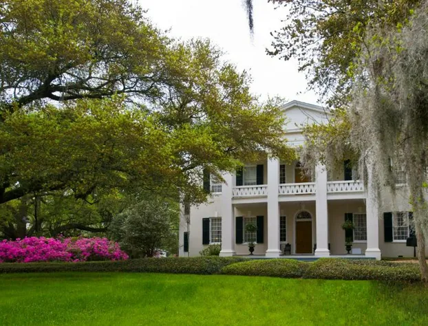 Monmouth Historic Inns and Gardens hotel detail image 2