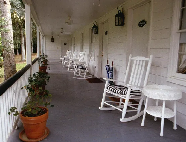 Monmouth Historic Inns and Gardens hotel detail image 4