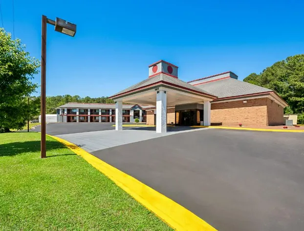 Red Roof Inn Sanford hotel detail image 2