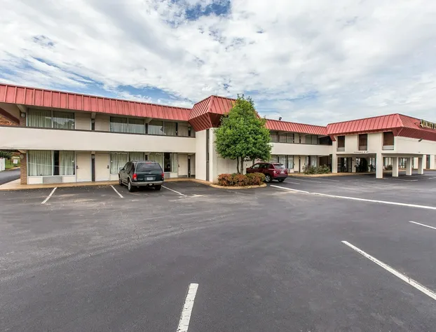 Quality Inn & Suites Easley - Greenville hotel detail image 1