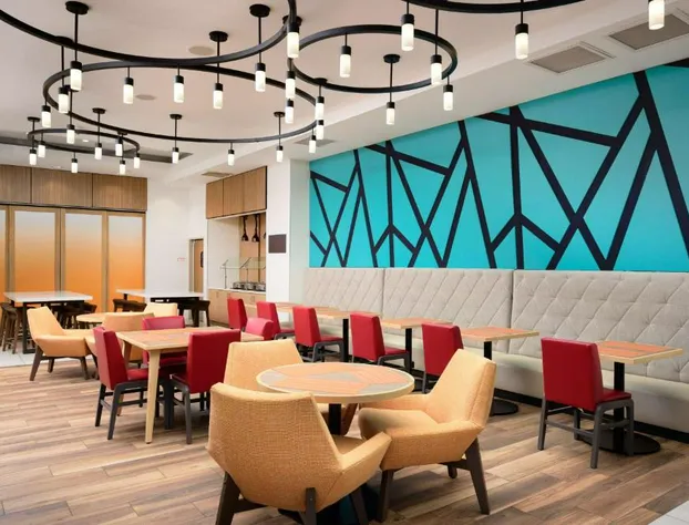 Hilton Garden Inn Knoxville Papermill Drive hotel detail image 4