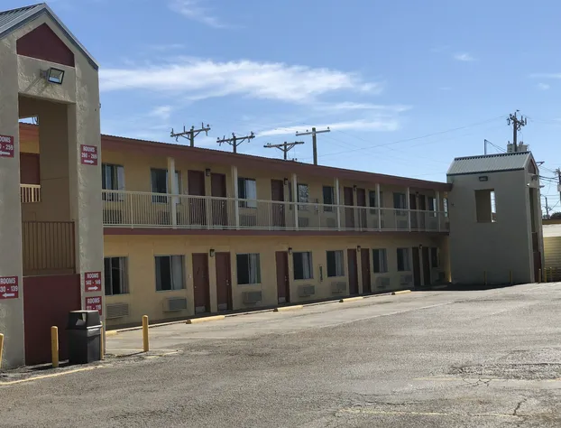 Lone Star Inn hotel detail image 1