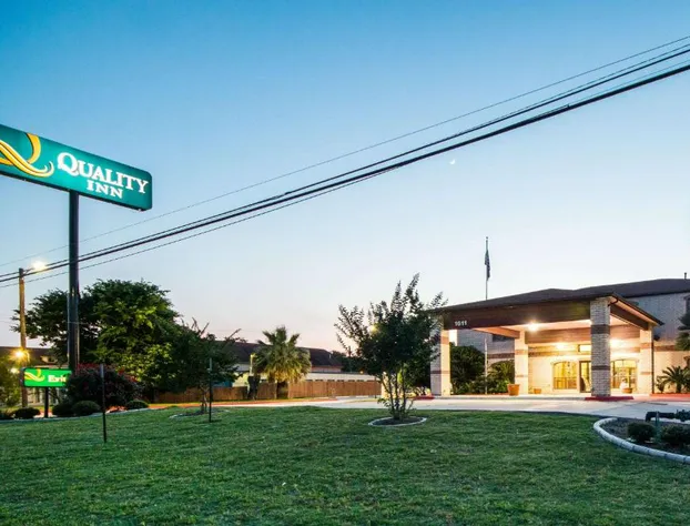 Quality Inn University near Downtown hotel detail image 1