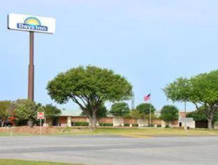 Days Inn by Wyndham Seguin TX hotel hero