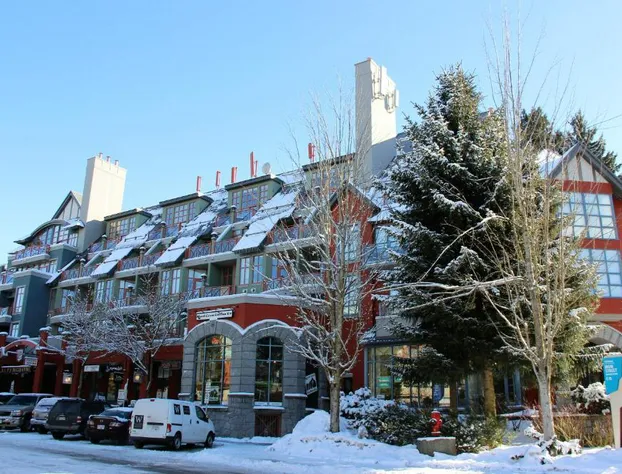 Alpenglow Lodge by MountainView hotel detail image 4