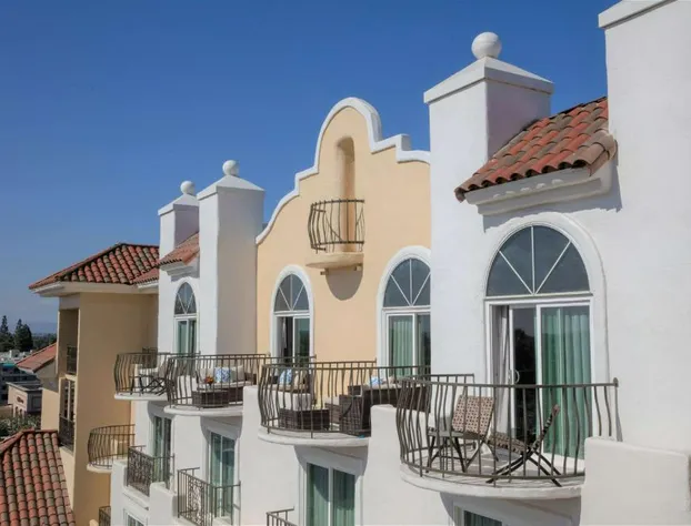 Embassy Suites by Hilton Los Angeles Downey hotel detail image 1