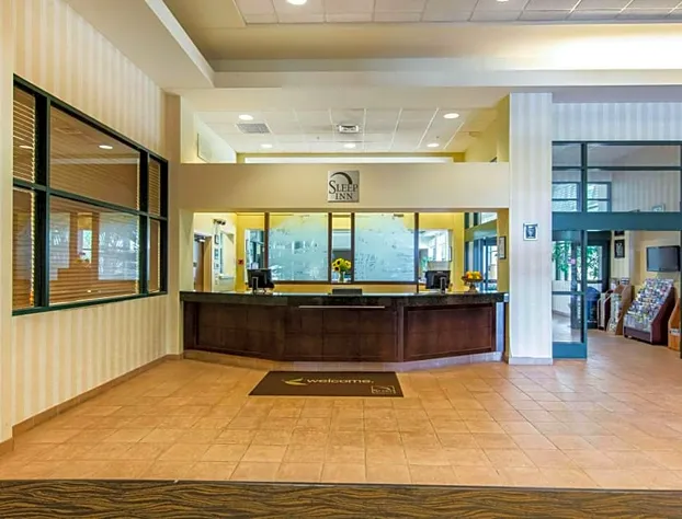 Sleep Inn Lake Wright - Norfolk Airport hotel detail image 1