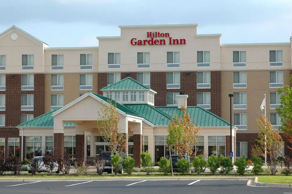 Hilton Garden Inn Naperville/Warrenville hotel hero