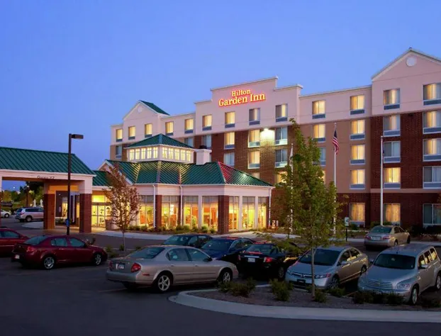 Hilton Garden Inn Naperville/Warrenville hotel detail image 1