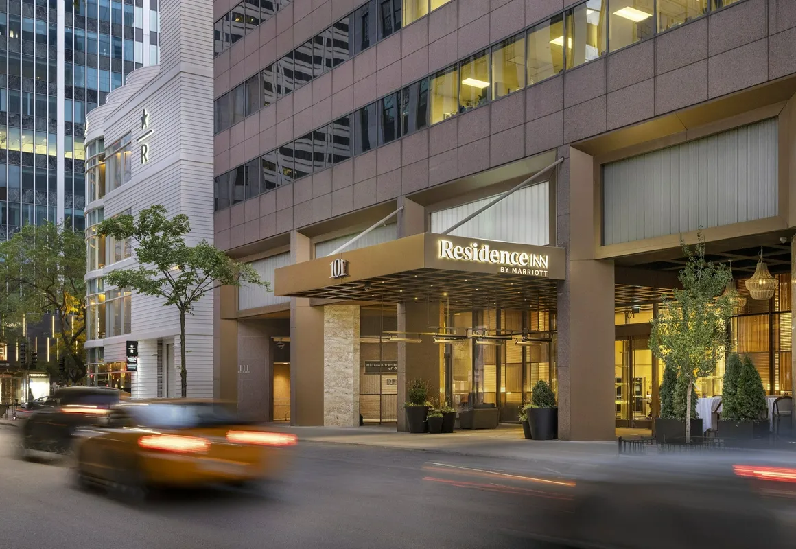 Residence Inn Chicago Downtown Magnificent Mile hotel hero