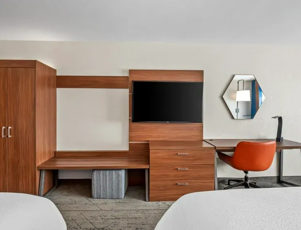 Holiday Inn Express & Suites Detroit Northwest - Livonia by IHG hotel detail image 4