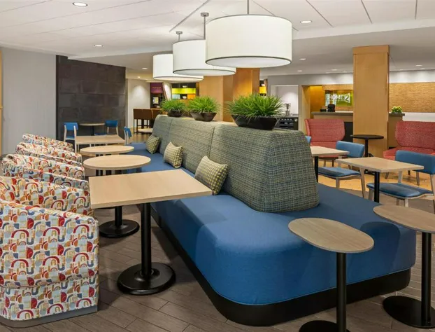 Home2 Suites by Hilton Roseville Minneapolis hotel detail image 2