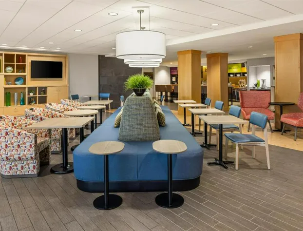 Home2 Suites by Hilton Roseville Minneapolis hotel detail image 3