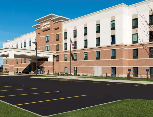 Hampton Inn & Suites Chicago Schaumburg hotel detail image 2