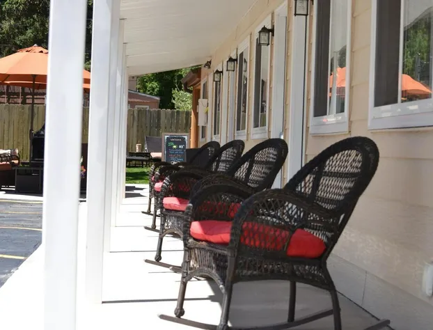 Harney Peak Inn hotel detail image 1