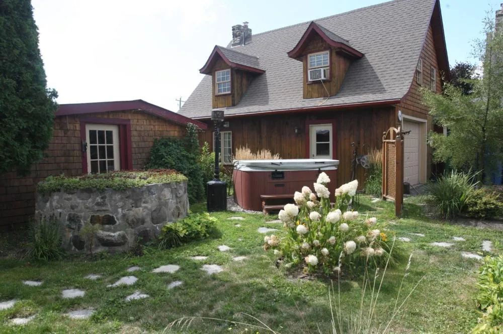 Éden sur terre hotel hero