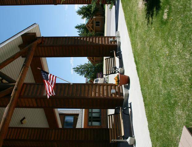 Yellowstone Lodge hotel detail image 3