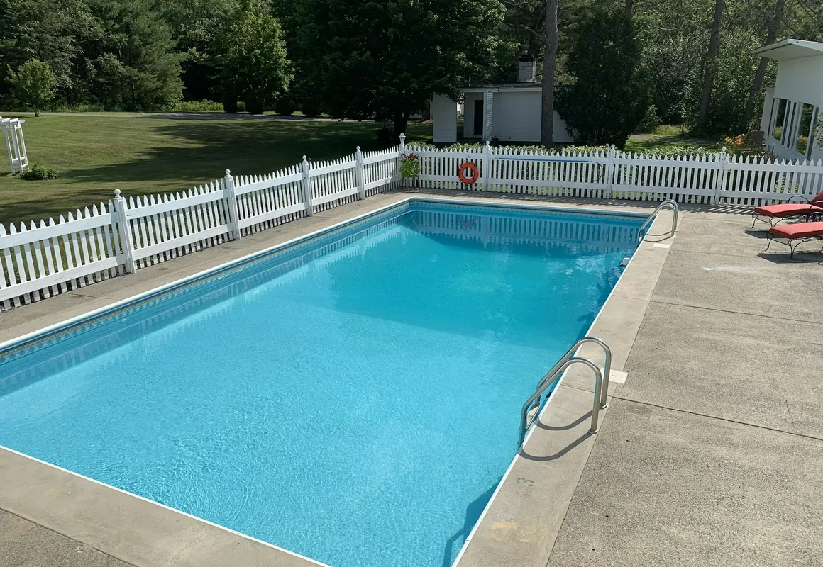 Lovett's Inn and Restaurant hotel hero