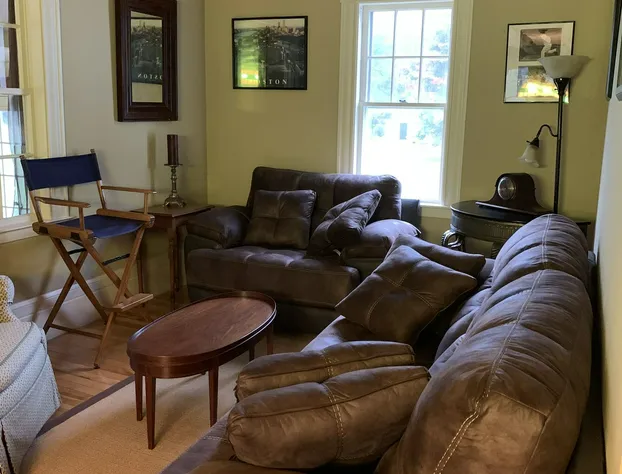 Lovett's Inn and Restaurant hotel detail image 2