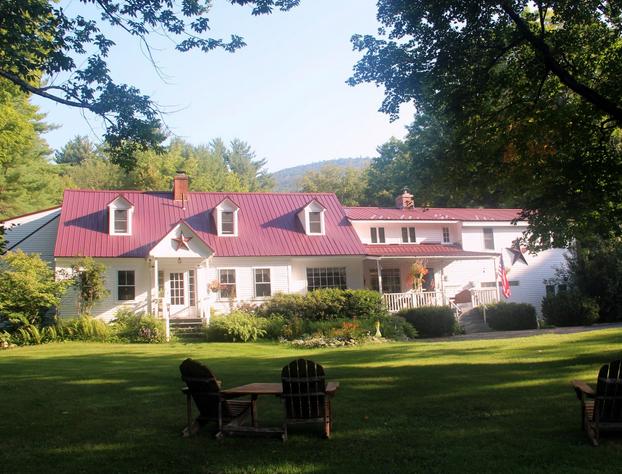 The Buttonwood Inn on Mt. Surprise hotel detail image 2