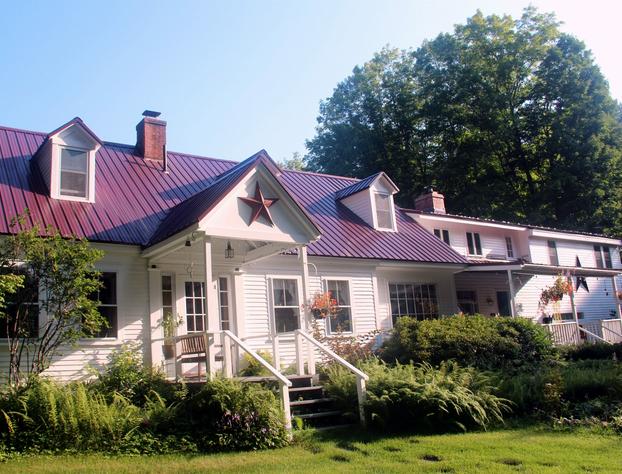 The Buttonwood Inn on Mt. Surprise hotel detail image 3
