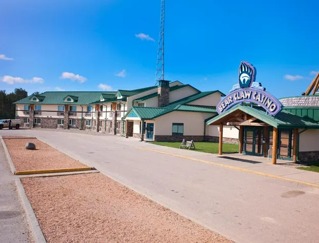 Bear Claw Casino & Hotel hotel detail image 2