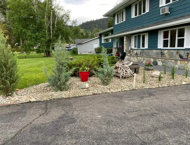 Sunny Shuswap B&B hotel detail image 2