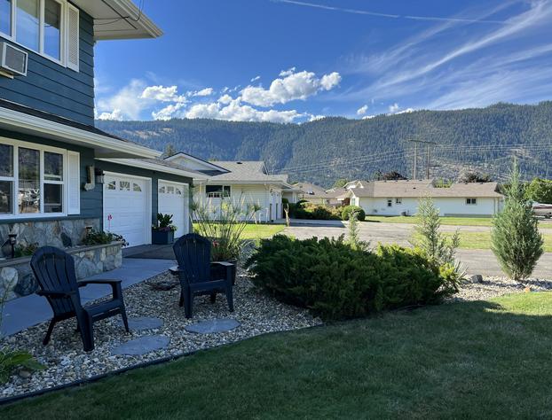 Sunny Shuswap B&B hotel detail image 2