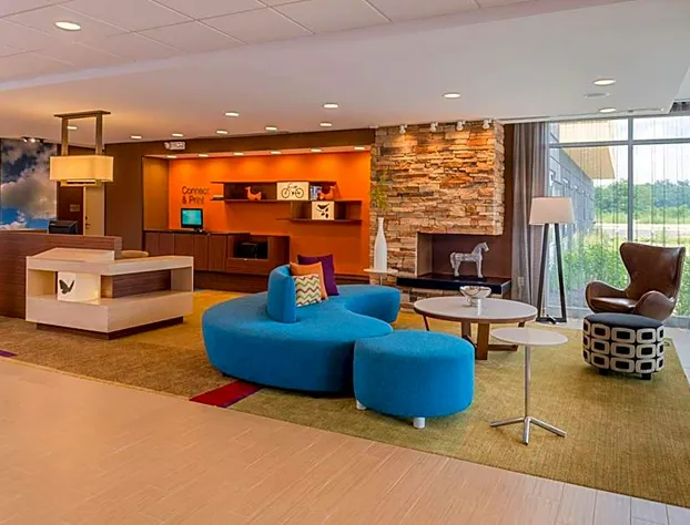 Fairfield Inn & Suites by Marriott Huntington hotel detail image 3