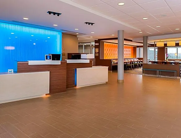 Fairfield Inn & Suites by Marriott Huntington hotel detail image 4